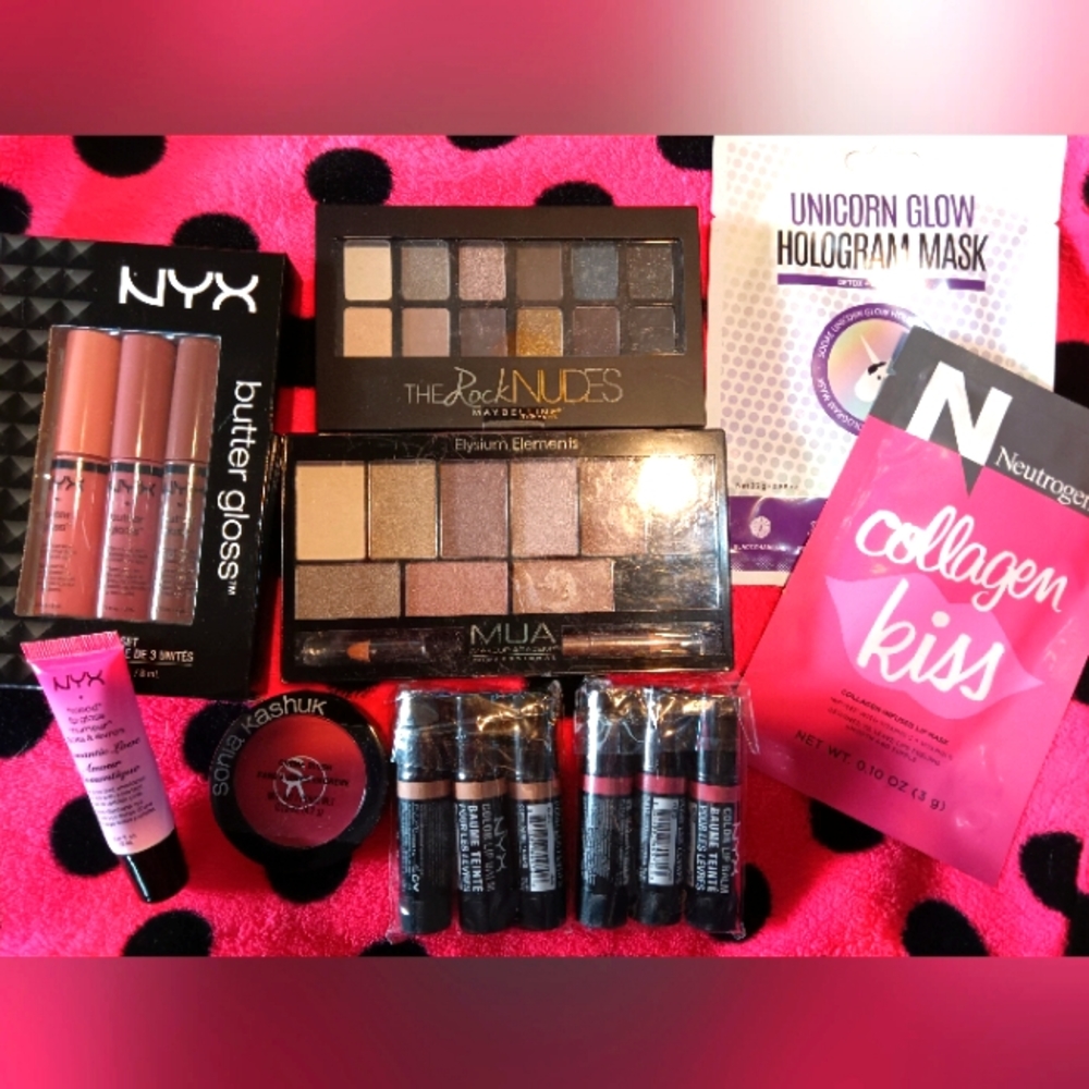 Makeup Bundle (brand new)